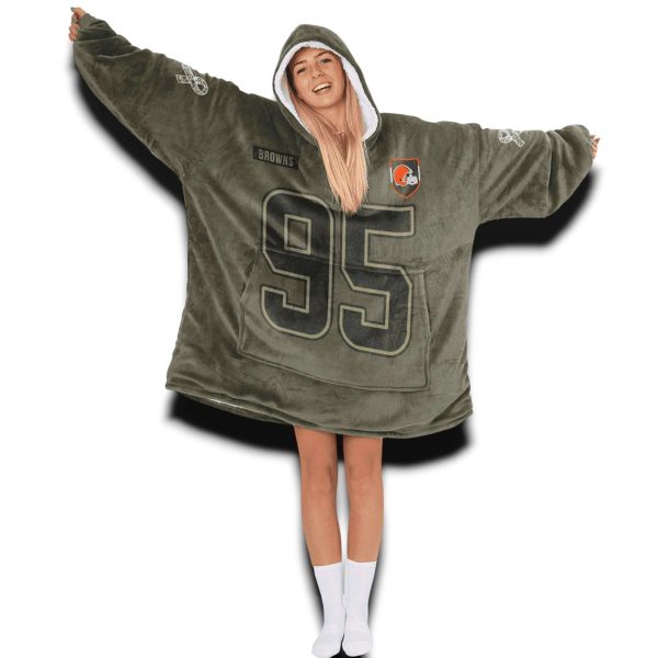 Browns Garrett 95 Olive Salute To Service Football Blanket Hoodie 3